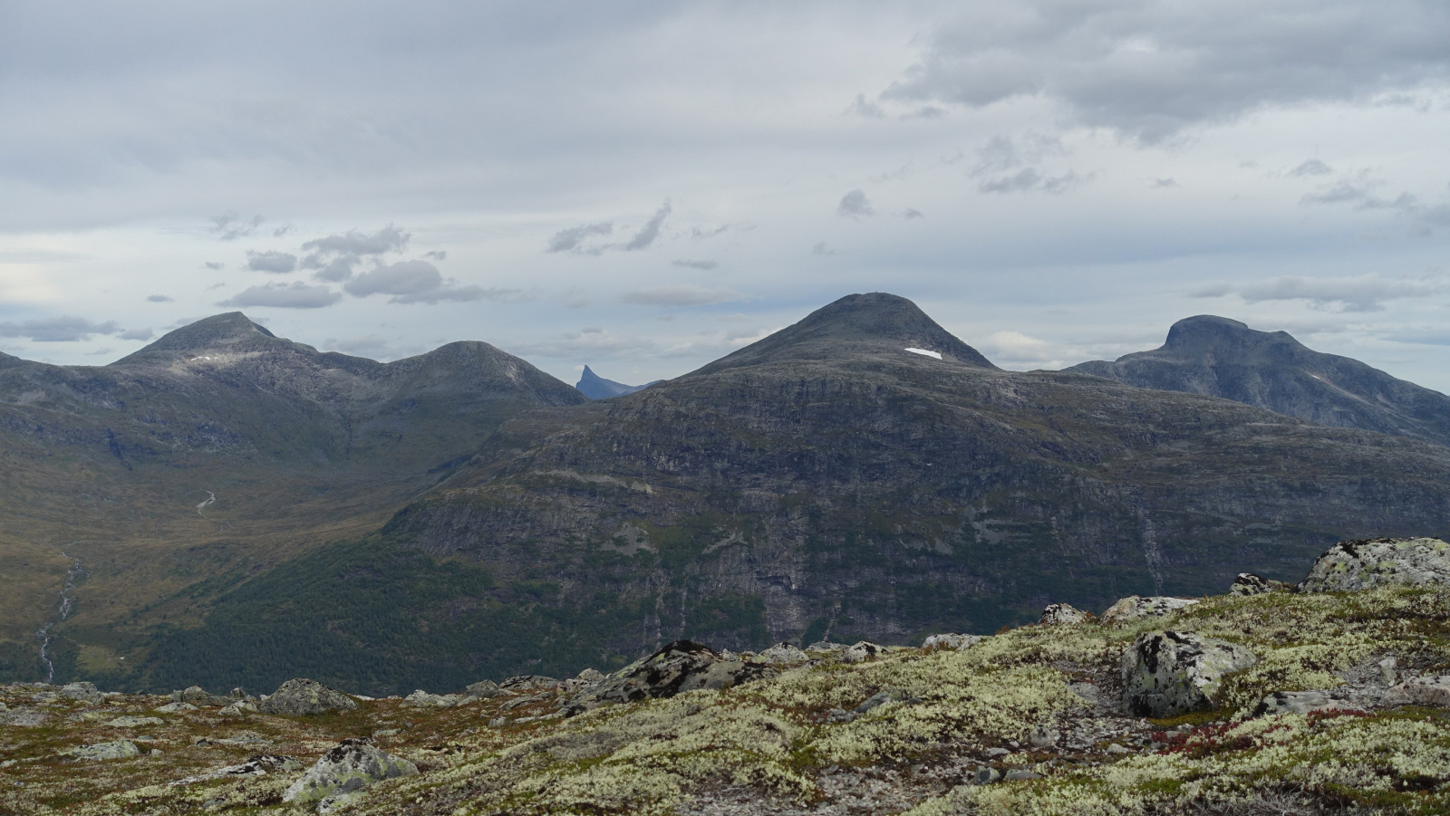 Klicke auf die Grafik für eine vergrößerte Ansicht  Name: 2025 Norge 0770.jpg Ansichten: 4 Größe: 569,4 KB ID: 3358203