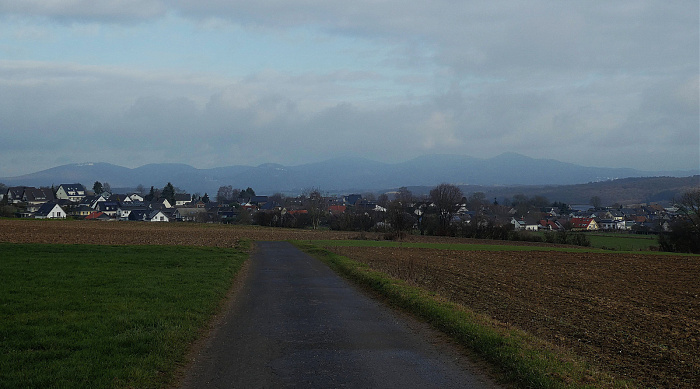 Klicke auf die Grafik für eine vergrößerte Ansicht

Name: 16.jpg
Ansichten: 133
Größe: 586,9 KB
ID: 3360058