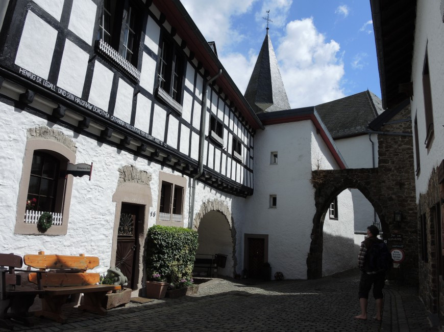 Klicke auf die Grafik für eine vergrößerte Ansicht  Name: a16.jpg Ansichten: 0 Größe: 169,8 KB ID: 3360133