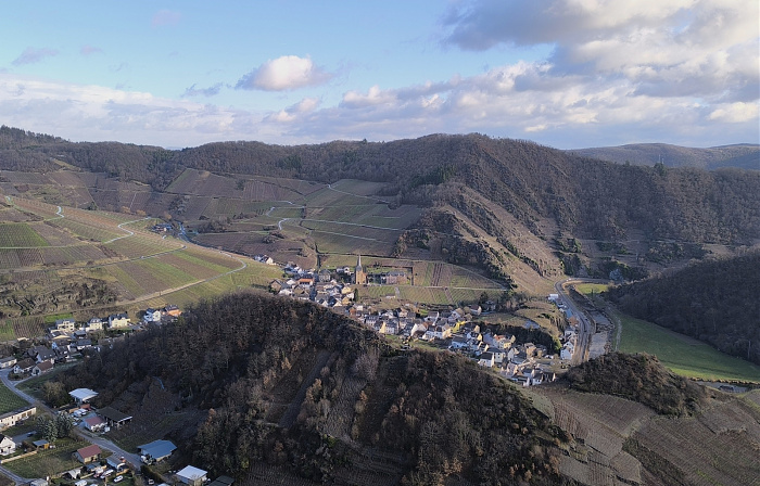 Klicke auf die Grafik für eine vergrößerte Ansicht

Name: 4.jpg
Ansichten: 45
Größe: 724,6 KB
ID: 3360368