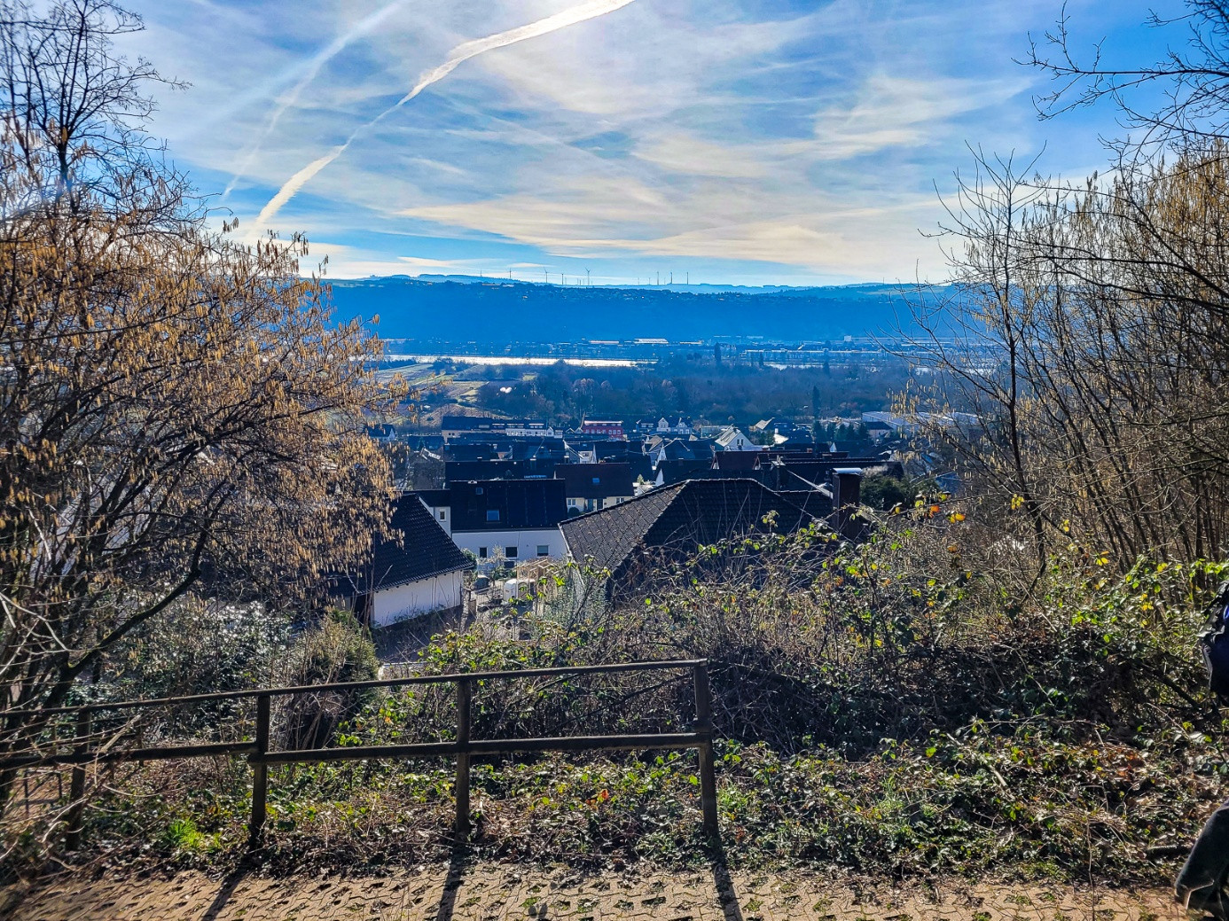 Klicke auf die Grafik für eine vergrößerte Ansicht

Name: dataurl616432.jpg
Ansichten: 85
Größe: 789,8 KB
ID: 3360645