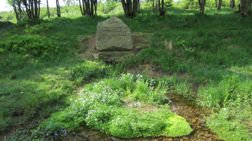 Klicke auf die Grafik für eine vergrößerte Ansicht

Name: 3014.jpg
Ansichten: 34
Größe: 219,9 KB
ID: 3361096