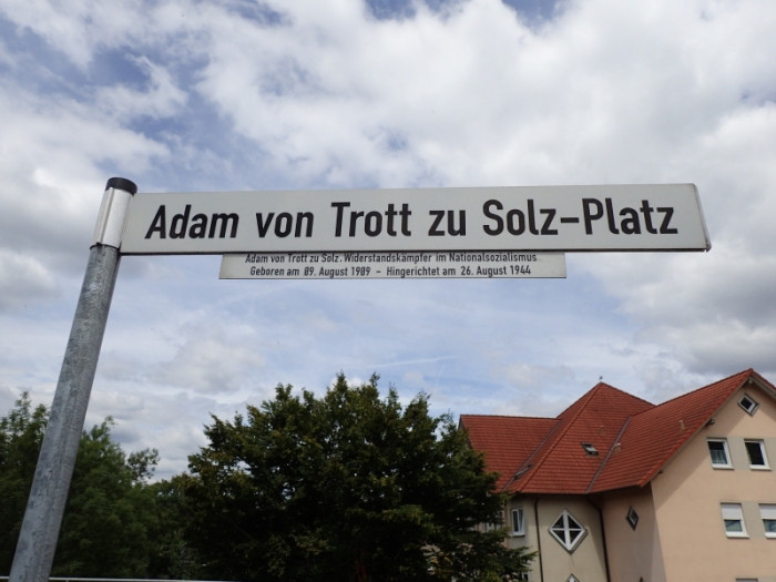 Klicke auf die Grafik für eine vergrößerte Ansicht  Name: never_forget.jpg Ansichten: 0 Größe: 83,3 KB ID: 3361312