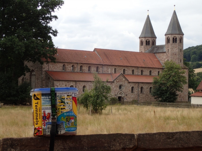 Klicke auf die Grafik für eine vergrößerte Ansicht  Name: kloster.jpg Ansichten: 0 Größe: 107,9 KB ID: 3361320