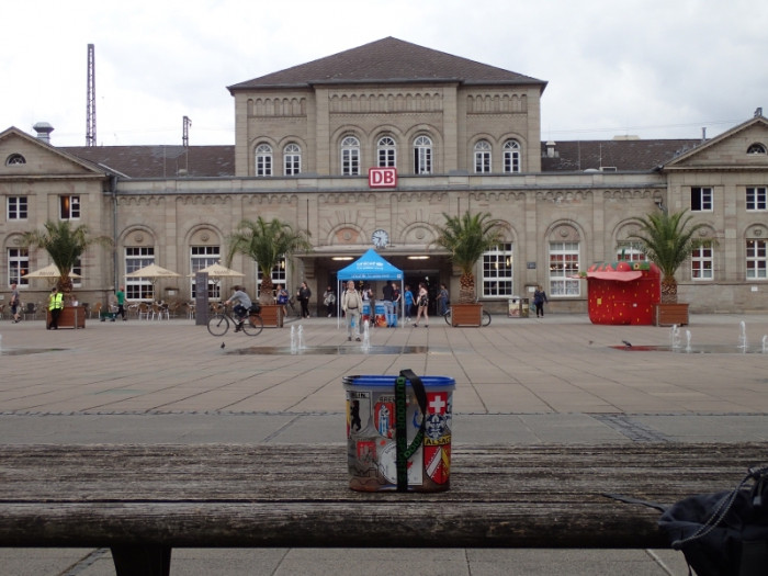 Klicke auf die Grafik für eine vergrößerte Ansicht  Name: bahnhof2.jpg Ansichten: 0 Größe: 107,8 KB ID: 3361332