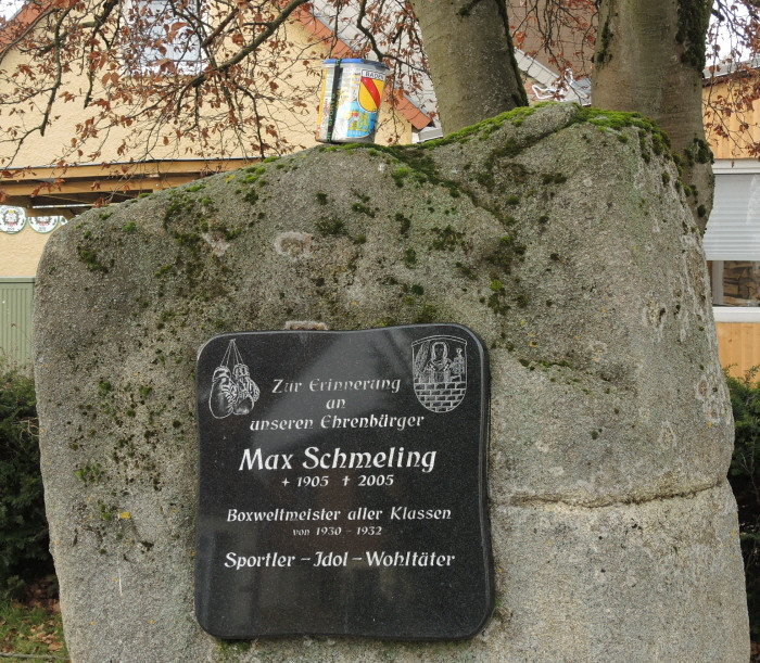 Klicke auf die Grafik für eine vergrößerte Ansicht

Name: WAI-1912-Torfhaus-Berga_18_.jpg
Ansichten: 12
Größe: 226,1 KB
ID: 3361698