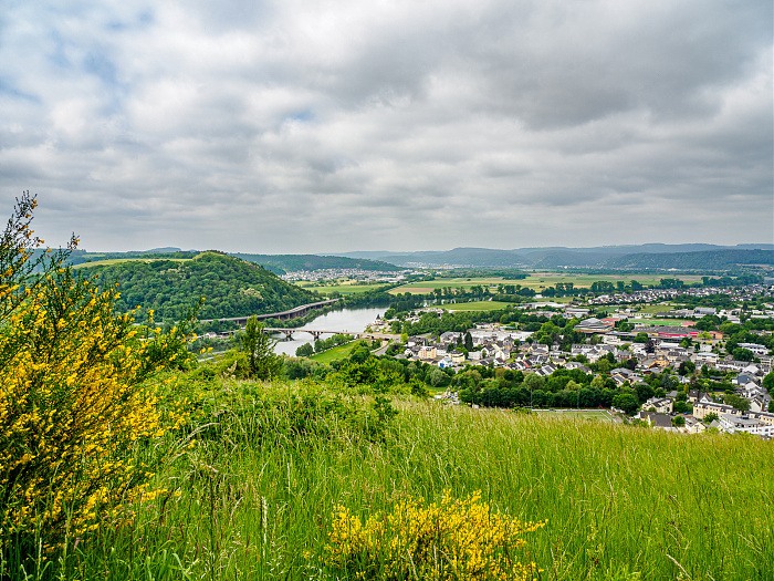 Klicke auf die Grafik für eine vergrößerte Ansicht

Name: Bild 6.jpg
Ansichten: 113
Größe: 1.001,3 KB
ID: 3361743