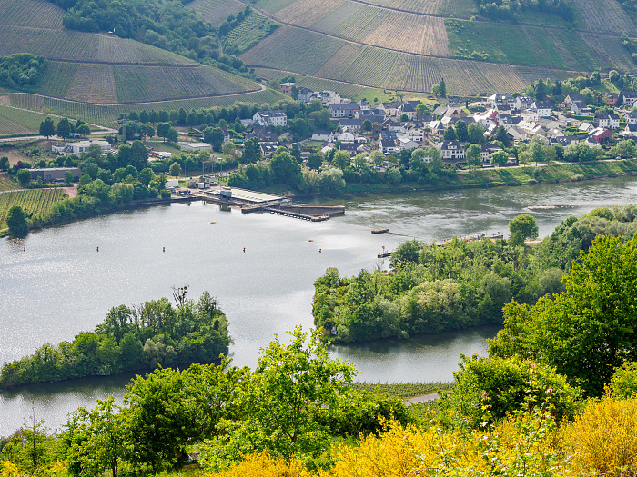 Klicke auf die Grafik für eine vergrößerte Ansicht

Name: Bild 56.jpg
Ansichten: 110
Größe: 1,17 MB
ID: 3361792