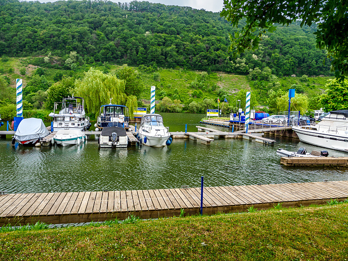 Klicke auf die Grafik für eine vergrößerte Ansicht

Name: Bild -44.jpg
Ansichten: 87
Größe: 1,29 MB
ID: 3361940