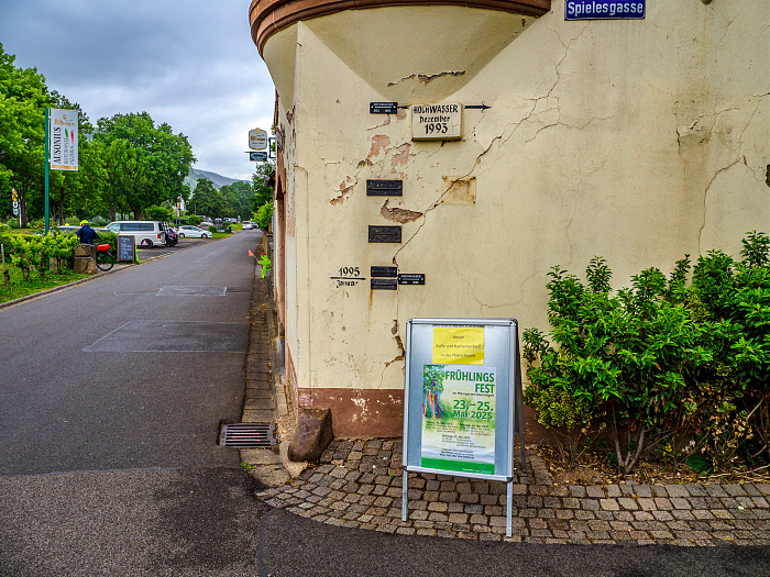 Klicke auf die Grafik für eine vergrößerte Ansicht

Name: Bild -46.jpg
Ansichten: 88
Größe: 936,3 KB
ID: 3361945