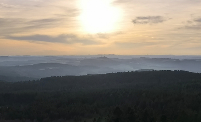 Klicke auf die Grafik für eine vergrößerte Ansicht

Name: 18.jpg
Ansichten: 35
Größe: 275,8 KB
ID: 3362243