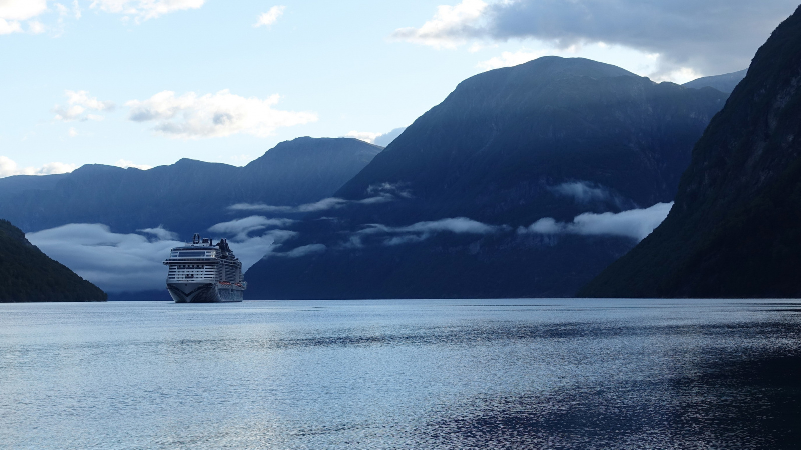 Klicke auf die Grafik für eine vergrößerte Ansicht  Name: 2025 Norge 0787.jpg Ansichten: 0 Größe: 465,6 KB ID: 3362531