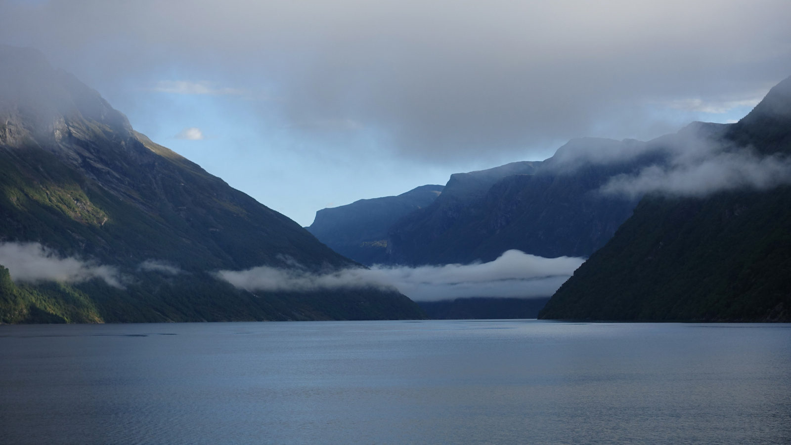 Klicke auf die Grafik für eine vergrößerte Ansicht  Name: 2025 Norge 0796.jpg Ansichten: 0 Größe: 304,8 KB ID: 3362539