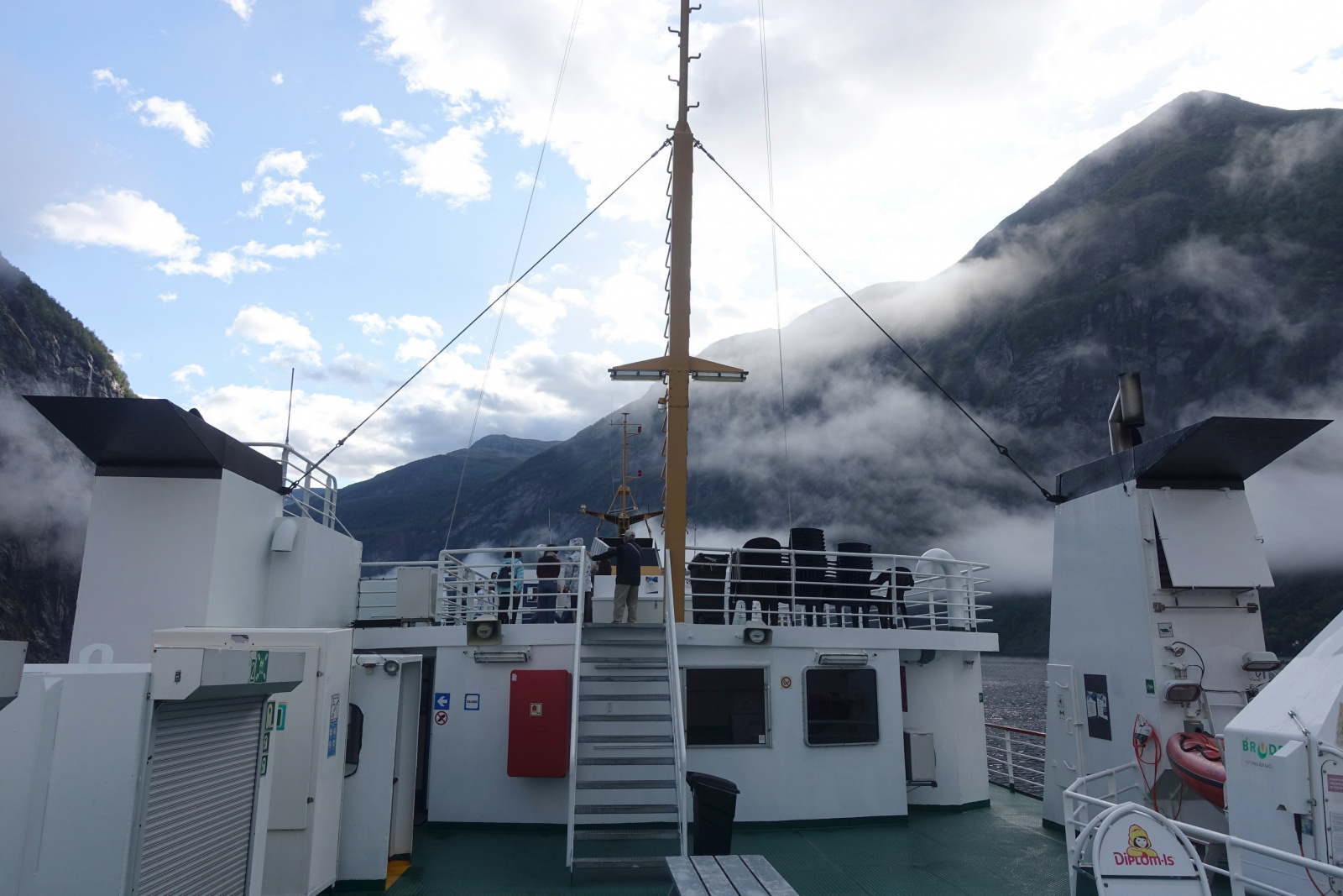 Klicke auf die Grafik für eine vergrößerte Ansicht  Name: 2025 Norge 0807.jpg Ansichten: 0 Größe: 475,3 KB ID: 3362550