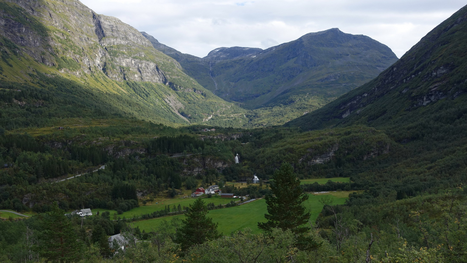 Klicke auf die Grafik für eine vergrößerte Ansicht

Name: 2025 Norge 0864.jpg
Ansichten: 113
Größe: 671,6 KB
ID: 3362606