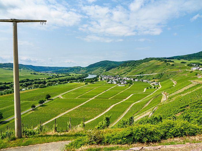 Klicke auf die Grafik für eine vergrößerte Ansicht

Name: Bild -4.jpg
Ansichten: 6
Größe: 983,2 KB
ID: 3364008