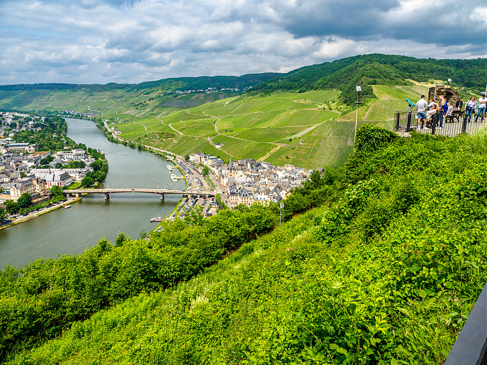 Klicke auf die Grafik für eine vergrößerte Ansicht

Name: Bild -23.jpg
Ansichten: 6
Größe: 1,29 MB
ID: 3364030