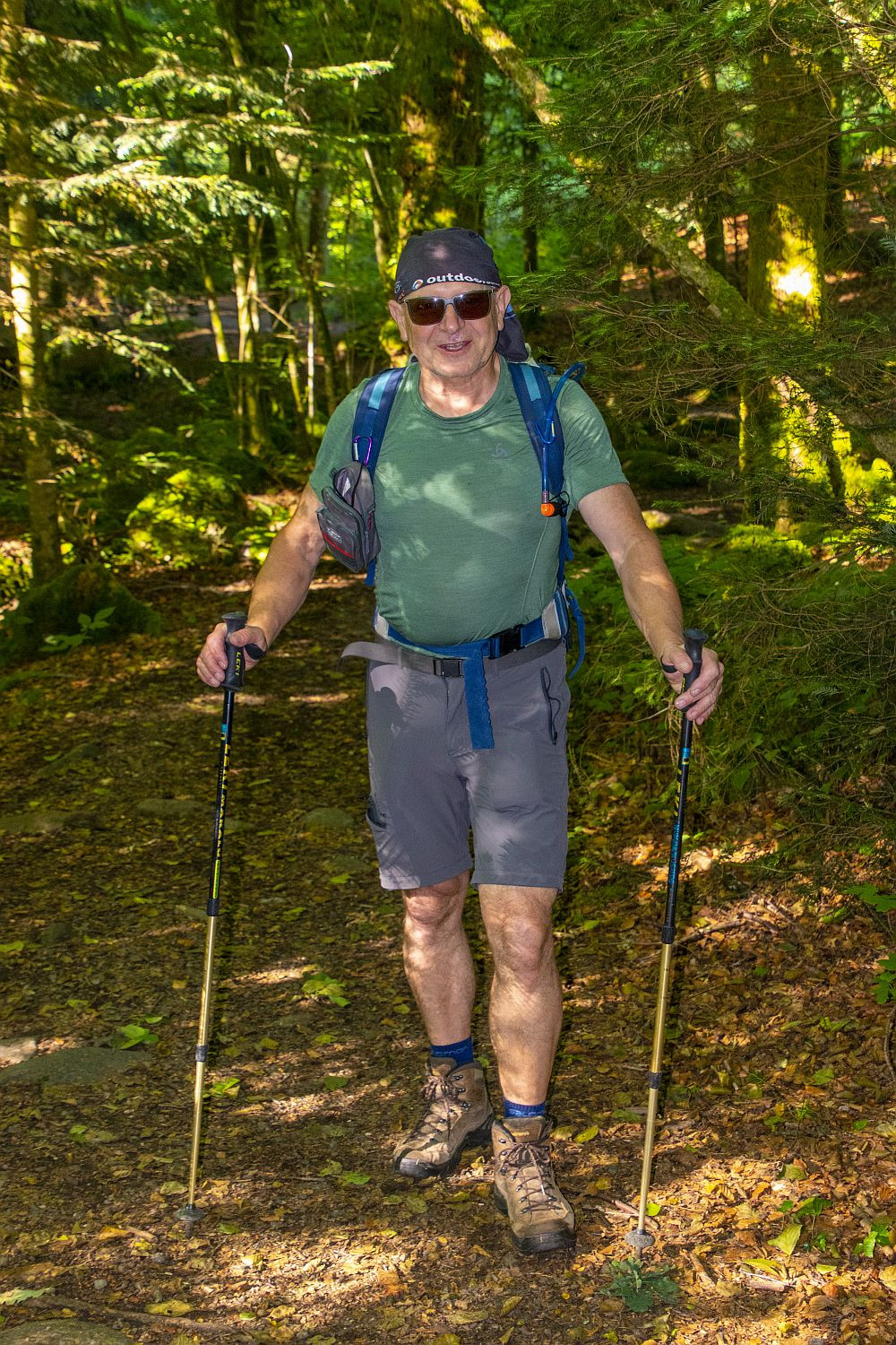 Klicke auf die Grafik für eine vergrößerte Ansicht  Name: Blauloke.jpg Ansichten: 0 Größe: 719,2 KB ID: 3364822