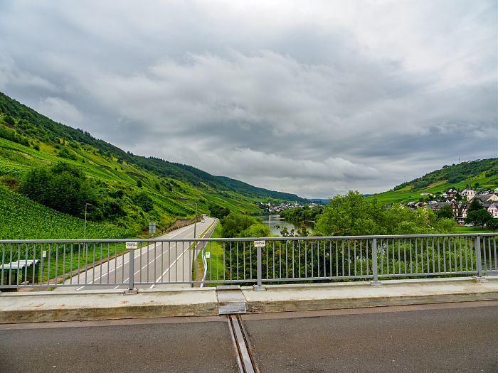 Klicke auf die Grafik für eine vergrößerte Ansicht

Name: Bild-1.jpg
Ansichten: 0
Größe: 675,8 KB
ID: 3365761