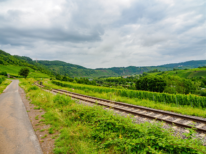 Klicke auf die Grafik für eine vergrößerte Ansicht

Name: Bild-3.jpg
Ansichten: 0
Größe: 904,3 KB
ID: 3365764