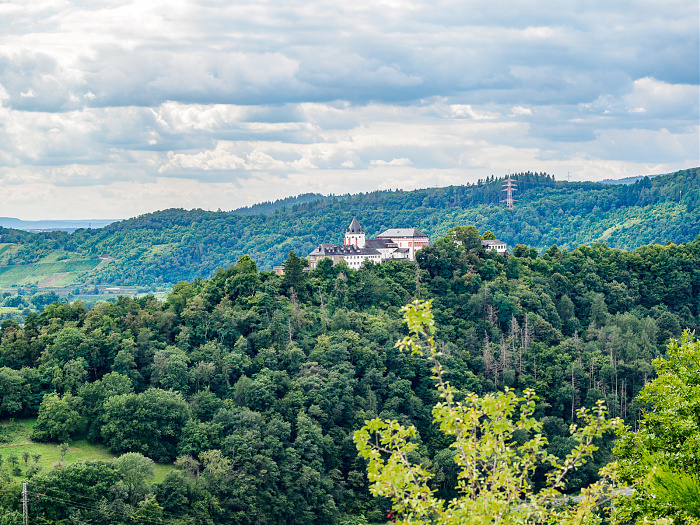 Klicke auf die Grafik für eine vergrößerte Ansicht

Name: Bild-37.jpg
Ansichten: 0
Größe: 917,3 KB
ID: 3365802