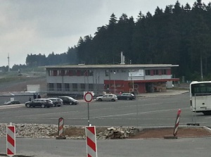 Rennsteighaus-Oberhof.jpg